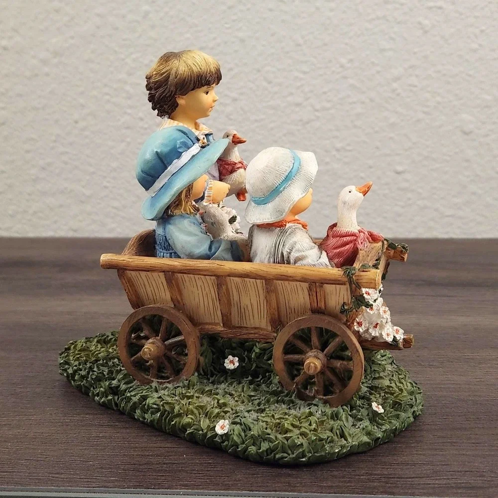 Leonardo Collection Carting Companions Christine Haworth Crisalis Figurine‎ VTG